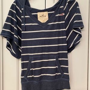 Hollister hooded shirt